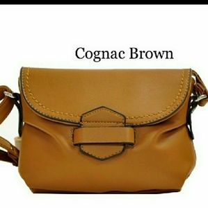 Soft Small Loop & Tuck crossbody bag